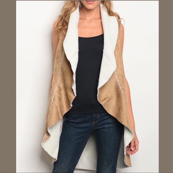 🔥HP🔥Taupe Sherpa Vest - Picture 2 of 4